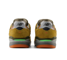Load image into Gallery viewer, NM 933 Reynolds Shoe