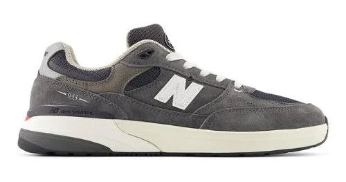 NM 933 Reynolds Shoe (WIDE)