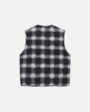 Load image into Gallery viewer, Plaid Nylon Liner Vest